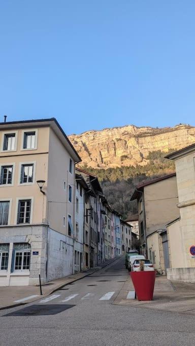 Zen Home - Appartement Jusqu'A 4 Voyageurs Nantua Exterior photo
